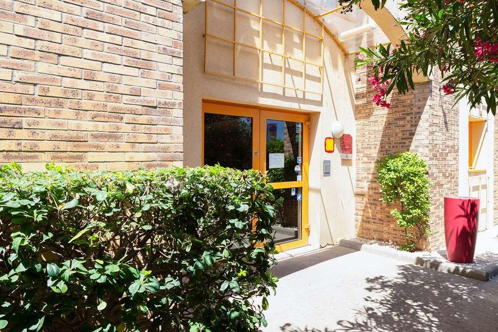 The Originals Access, Hotel Beziers Est Вильнёв-ле-Безье Экстерьер фото