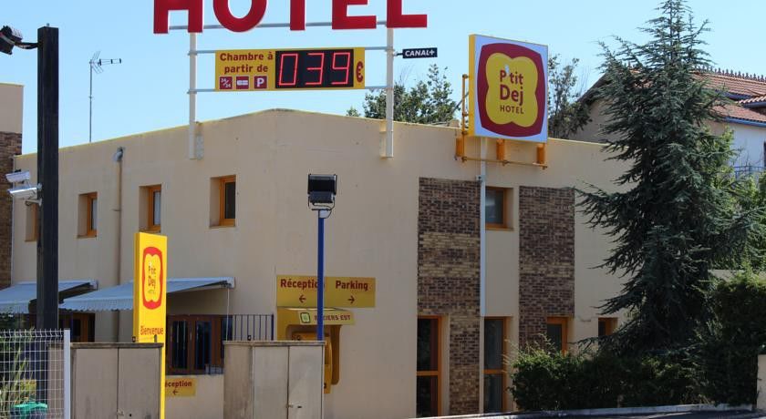 The Originals Access, Hotel Beziers Est Вильнёв-ле-Безье Экстерьер фото