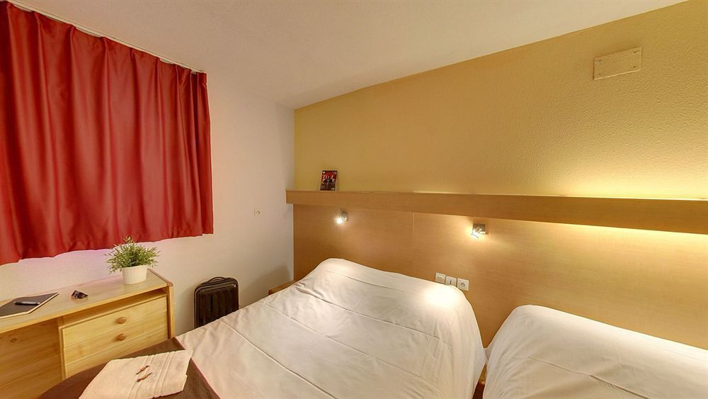 The Originals Access, Hotel Beziers Est Вильнёв-ле-Безье Экстерьер фото