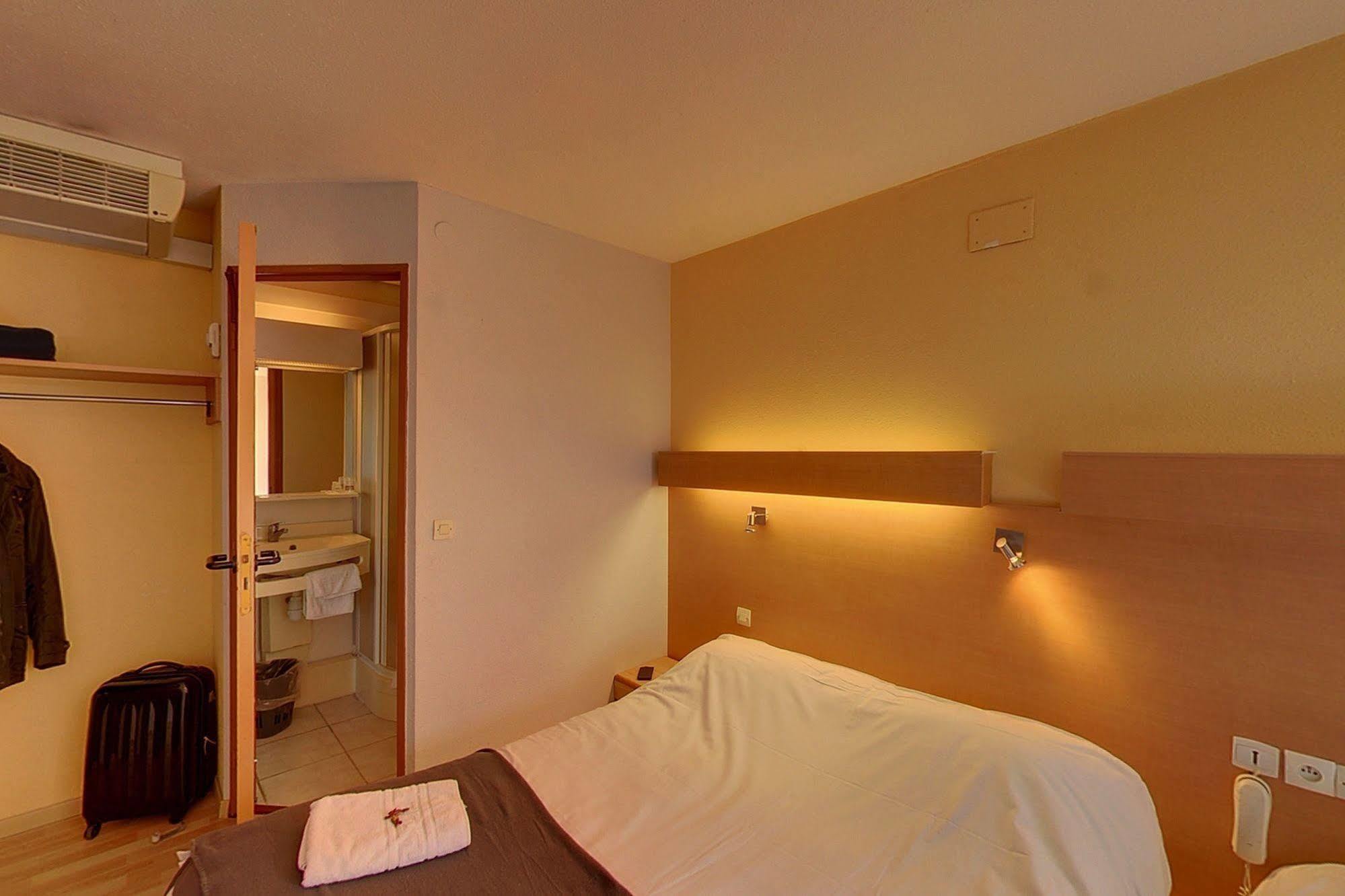 The Originals Access, Hotel Beziers Est Вильнёв-ле-Безье Экстерьер фото