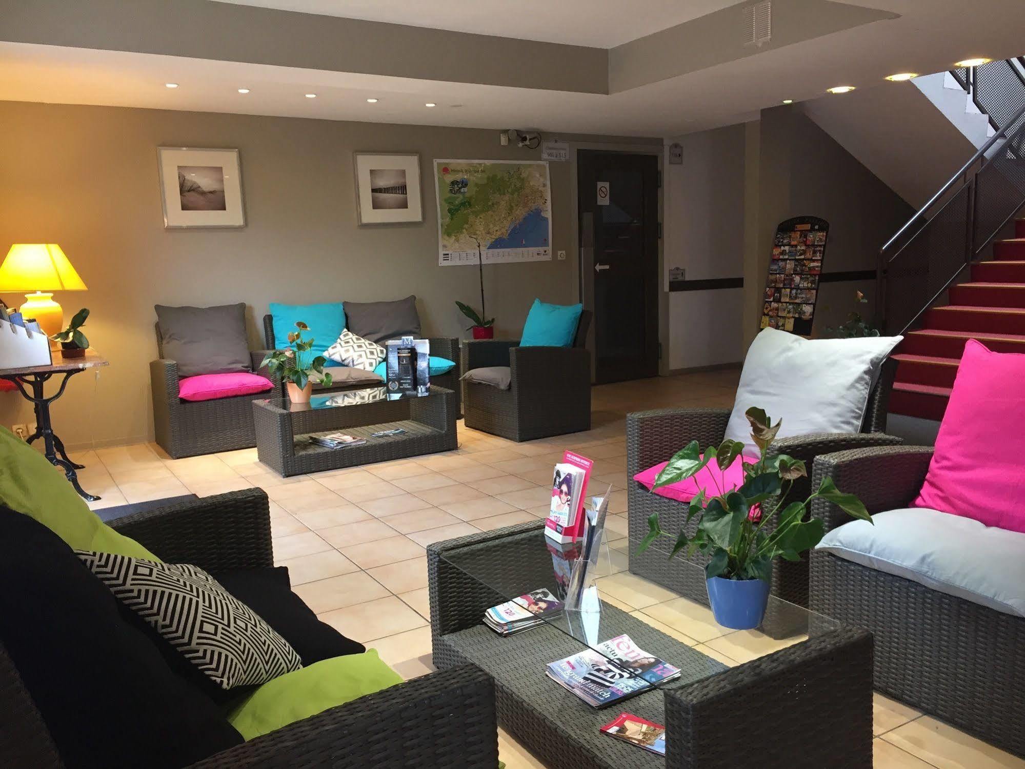 The Originals Access, Hotel Beziers Est Вильнёв-ле-Безье Экстерьер фото